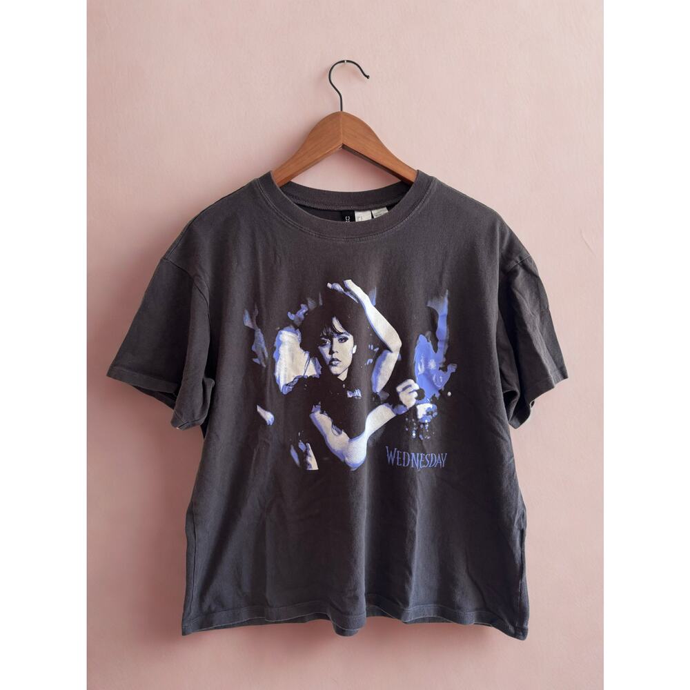 H&M Divided Women’s Medium | Wednesday Addams Graphic Tee Faded Black Boxy Fit